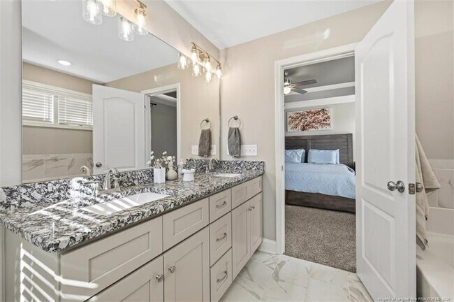 Building Photo - 3382 Scotscraig Rd