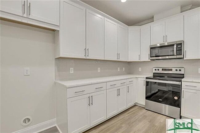 Building Photo - 157 Lower Creek Dr