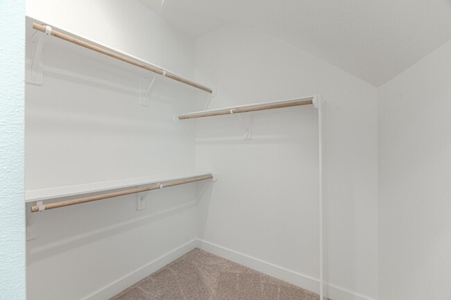 Building Photo - 215 Warbler Song Dr