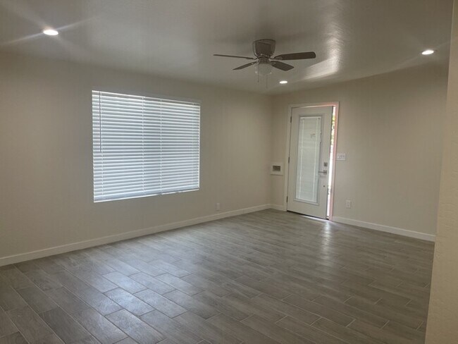 Building Photo - REUDUCED PRICE - Fully Remodeled in Arcadi...