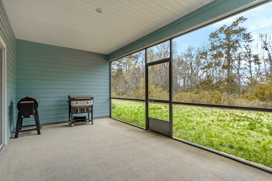 Building Photo - 8486 Horsebit Cir