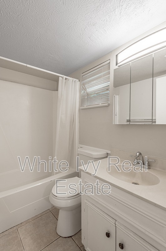 Building Photo - 26620 Primrose Ct