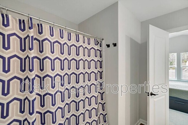 Building Photo - 111 Orchid Bloom Cir