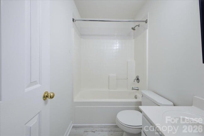 Building Photo - 6928 Creft Cir
