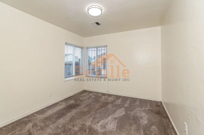 Building Photo - 1346 66th St