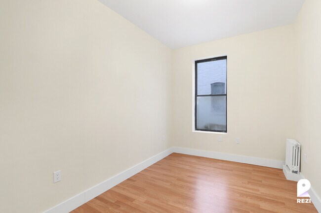 Building Photo - 34 Post Ave