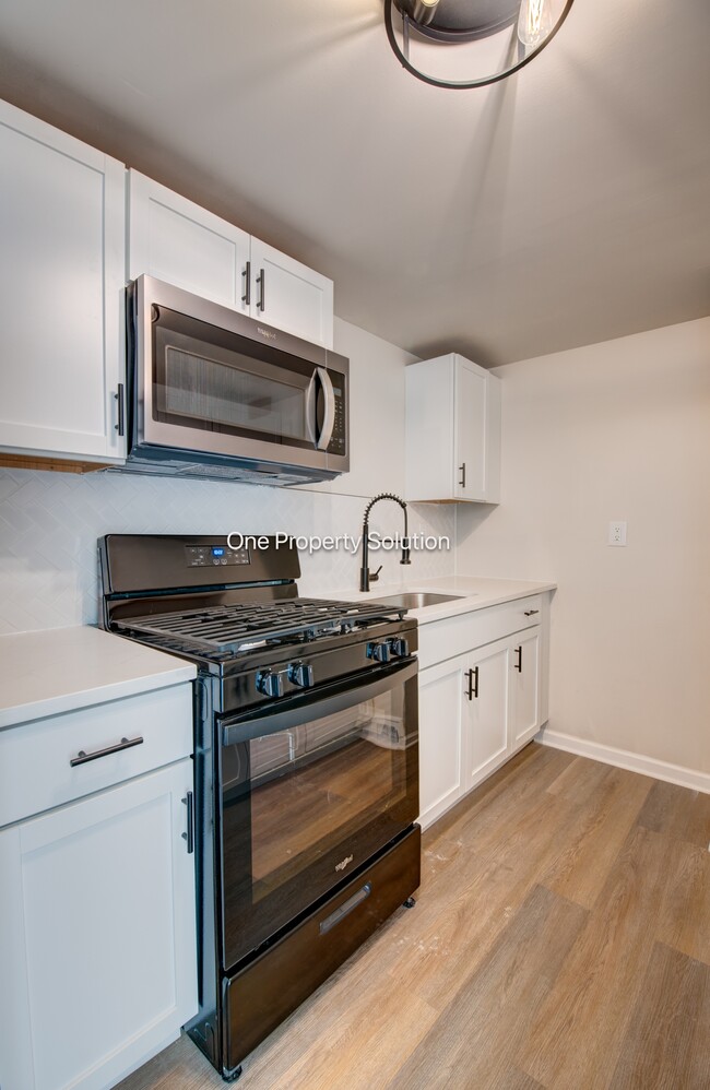 Building Photo - 2561 Harrison St