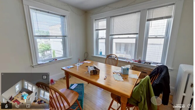 Building Photo - 11 Centre St