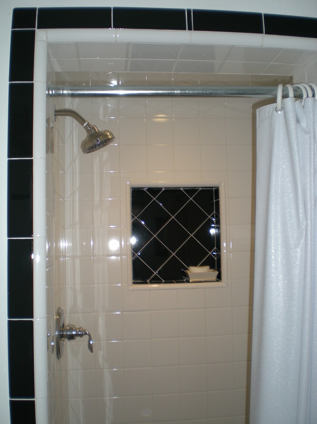Shower - 9612 National Blvd