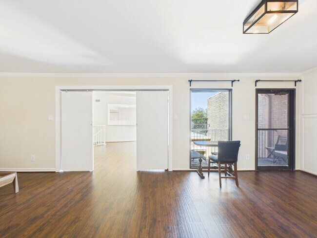 Building Photo - 7608 Del Monte Dr