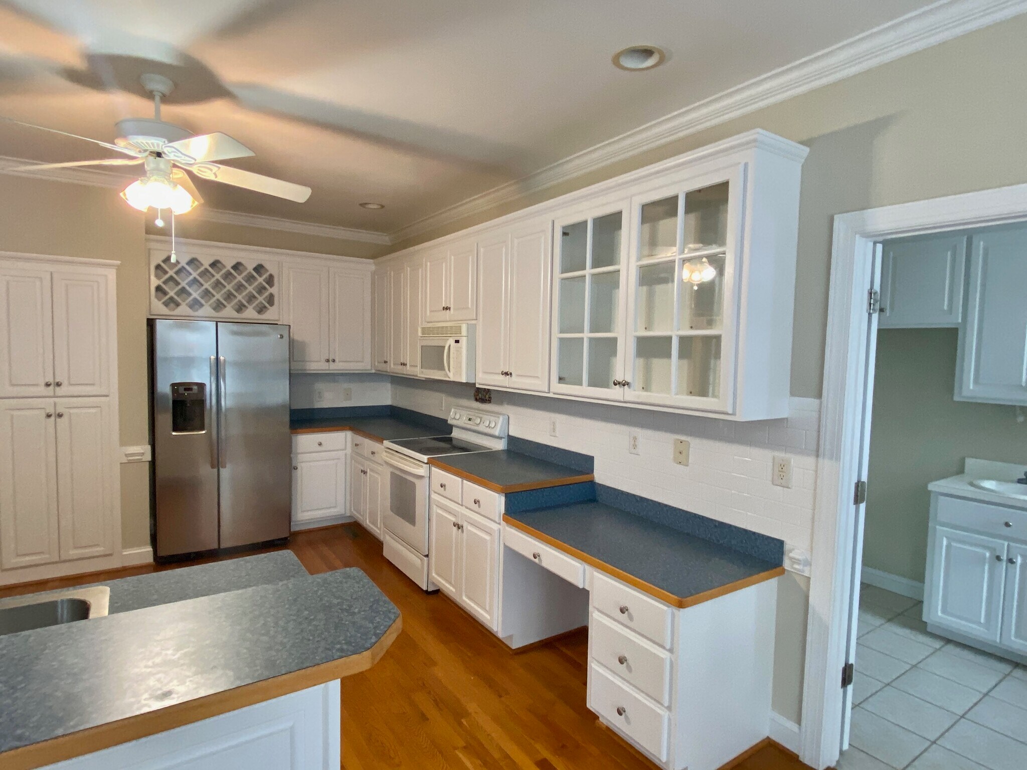 Building Photo - 4903 Pebble Beach Cir N