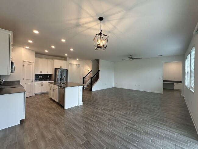 Building Photo - 5632 Quiet Palm Lp