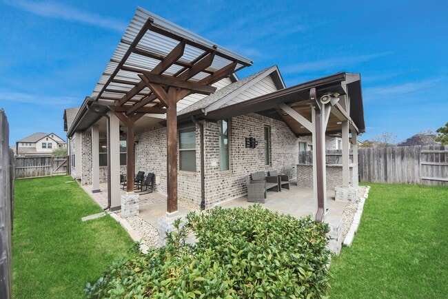 Building Photo - 6110 Dovetail Cliff Ct
