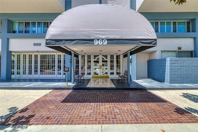 Building Photo - 969 Hilgard Ave