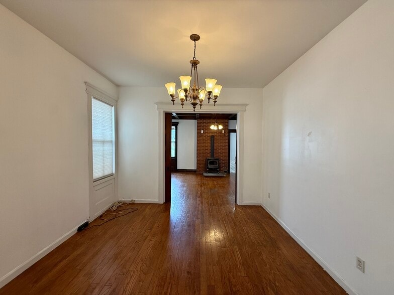 Building Photo - 409 Cleveland Ave