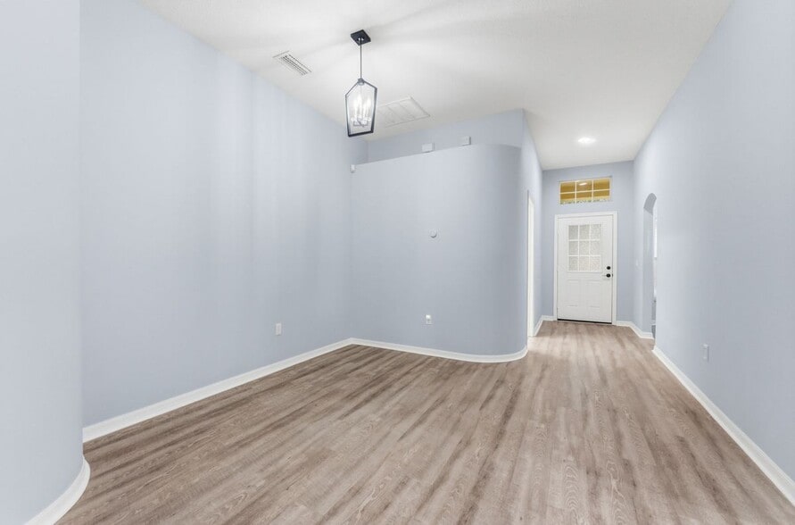 Building Photo - 6125 Gannetwood Pl