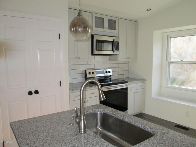 Building Photo - 4126 Abbington Terrace