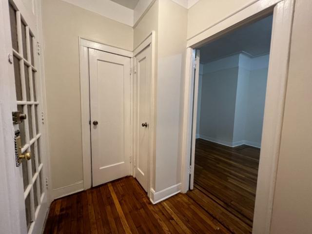 Building Photo - 2 bedroom in SUNNYSIDESunnyside NY 11104