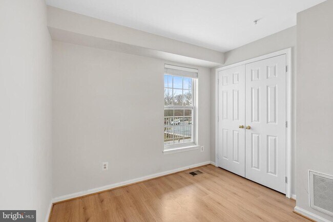 Building Photo - 5095 Anchorstone Dr