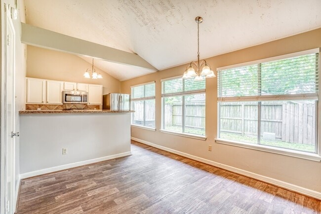 Building Photo - 15238 Bedford Glen Dr