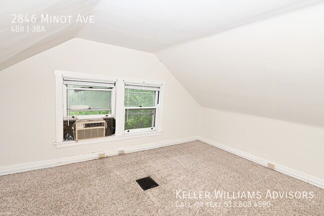 Building Photo - 2846 Minot Ave