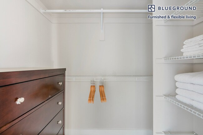 Building Photo - 1200 N Veitch St