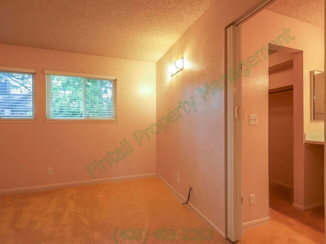 Building Photo - 1484 Carnot Dr