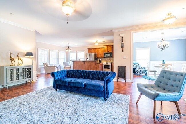 Building Photo - 111 Golden Rod Ln