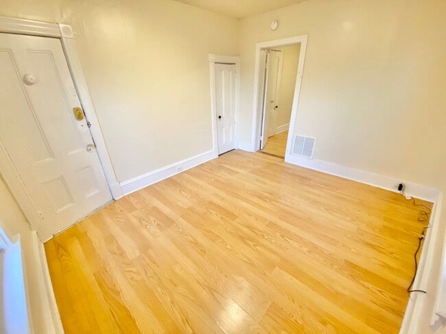 Building Photo - 54-56 Intervale Avenue