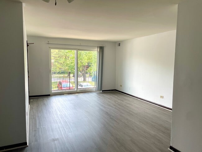Building Photo - 1703 W Mansard Ln