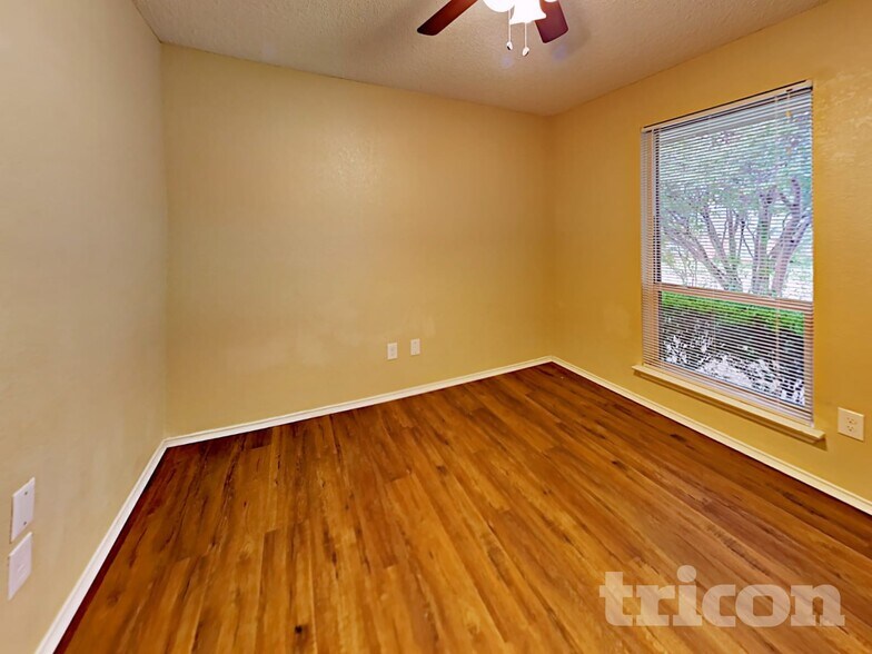 Building Photo - 1810 Grayson Ave