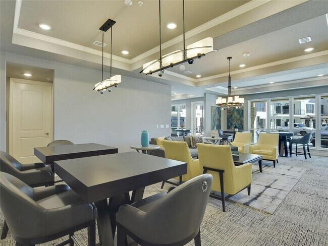 Building Photo - 104 Bella Toscana Ave