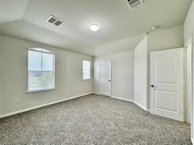 Building Photo - 513 N Heatherwilde Blvd