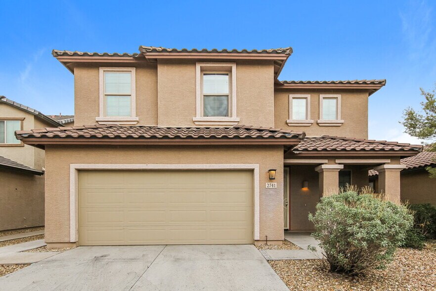 Primary Photo - 2741 W Bowker St