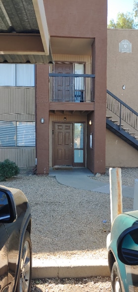 Building Photo - 3010 N Maryvale Pkwy