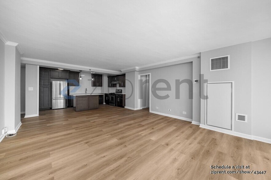 Building Photo - 620 Peachtree St NE