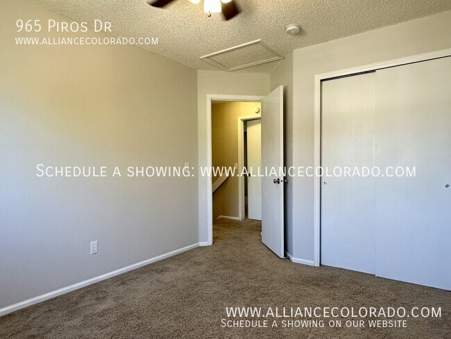 Building Photo - 965 Piros Dr