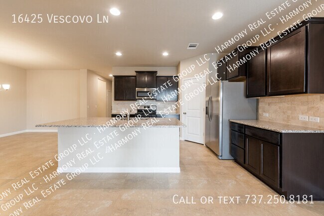 Building Photo - 16425 Vescovo Ln