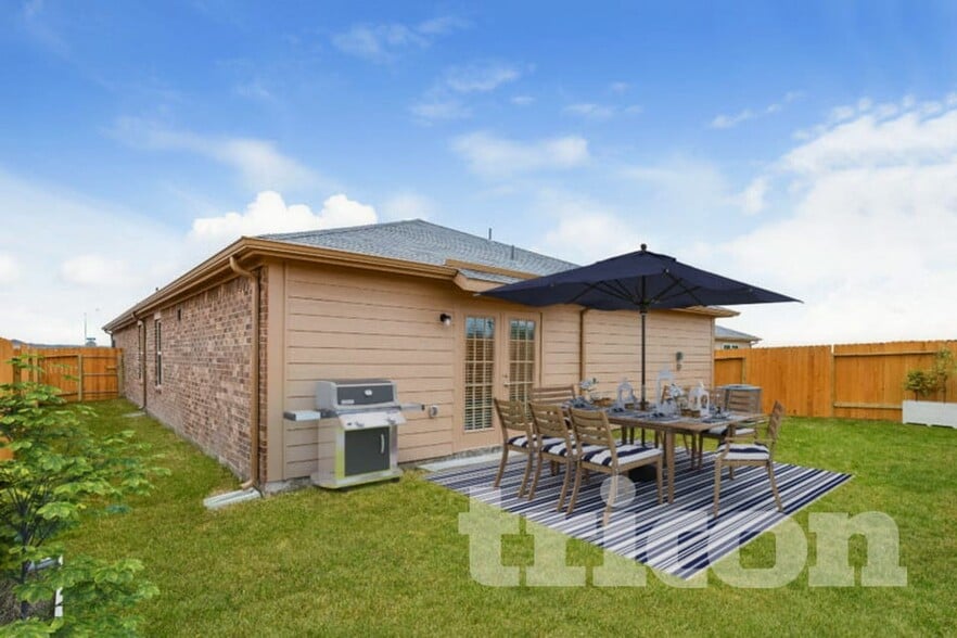 Building Photo - 328 Summer Horse Dr
