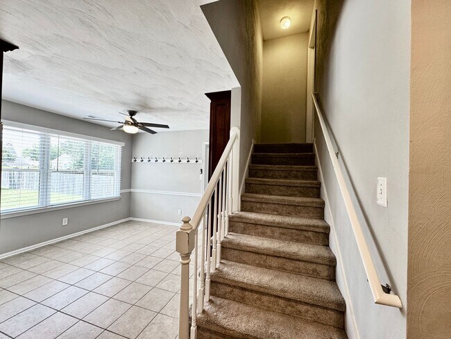 Building Photo - 2309 Cornstalk Ct