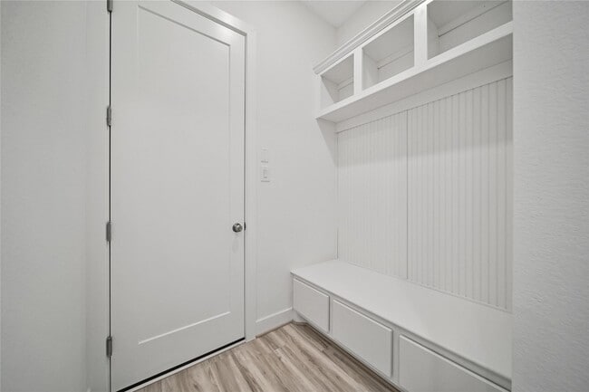 Building Photo - 91 Perennial Cyn Dr