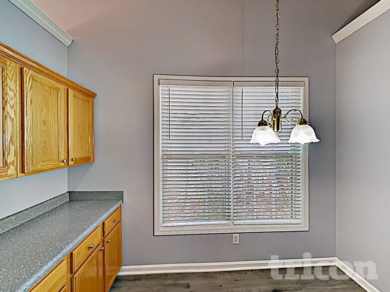 Building Photo - 420 Heathcliff Ct