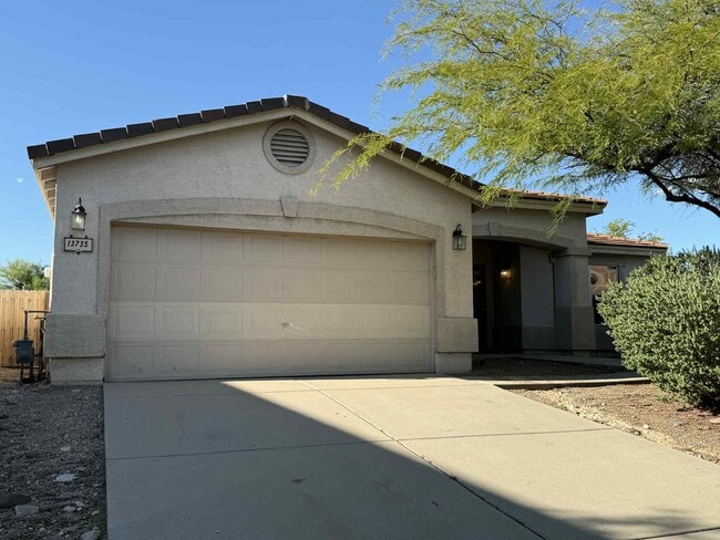 Building Photo - 13735 E Shadow Pines Ln