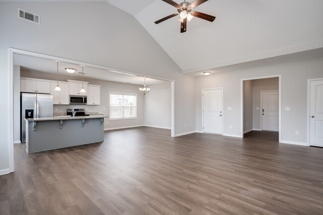 Building Photo - 311 Koweta Way