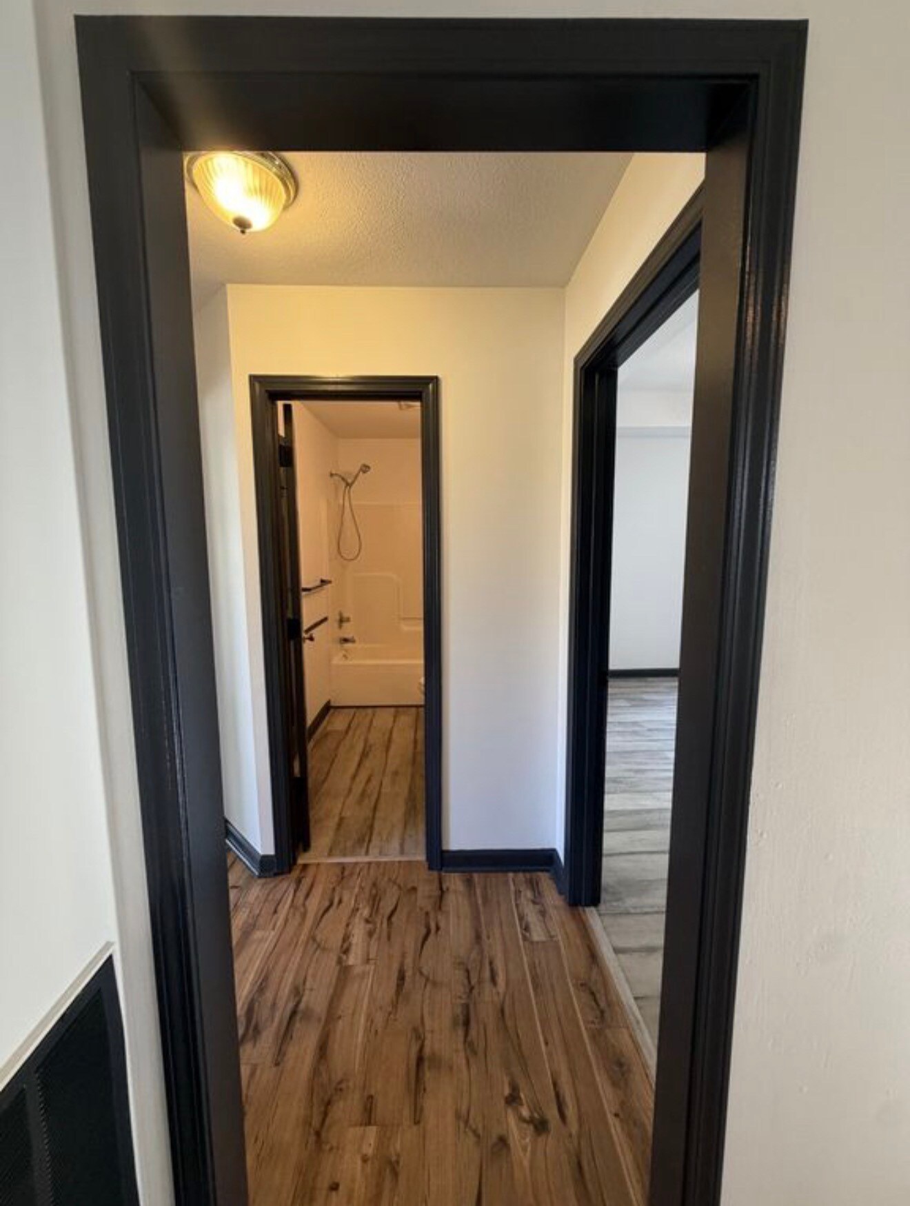 Building Photo - 3531 Sandpiper Dr