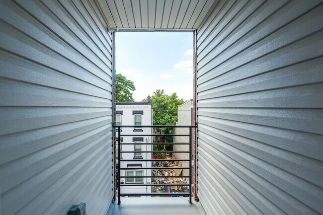 Building Photo - 1717 N 25th St