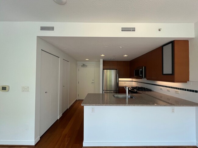 Building Photo - Benson Tower Condo in the Heart of Downtow...