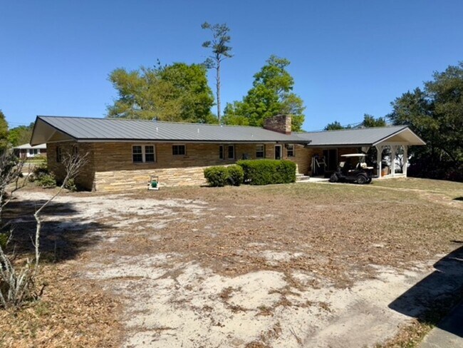 Building Photo - Single Family beauty in Greenville Sound