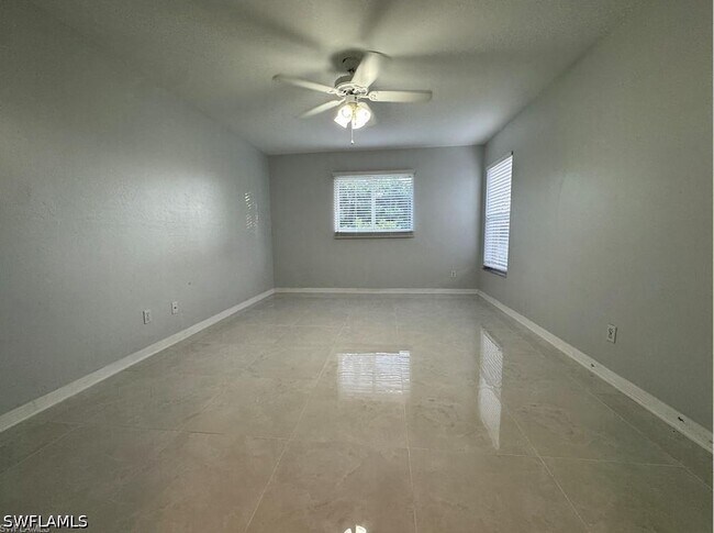 Building Photo - 4649 Santiago Ln