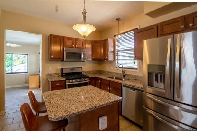 Building Photo - Nicely updated 3 bedroom home in Bevo